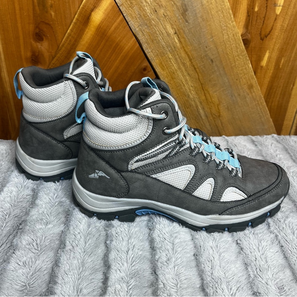 Goodyear Ladies size 9.5 Hiking Work Boots